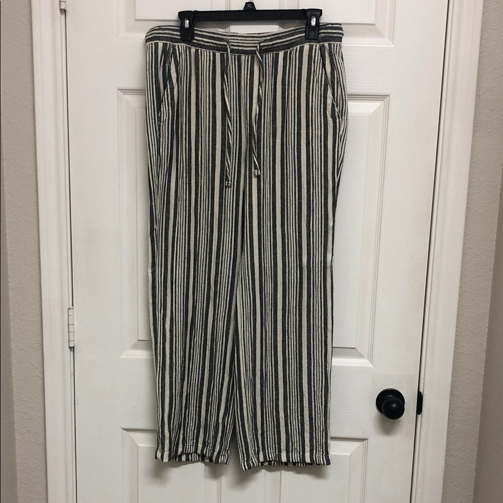 Old Navy Black and White Striped Joggers